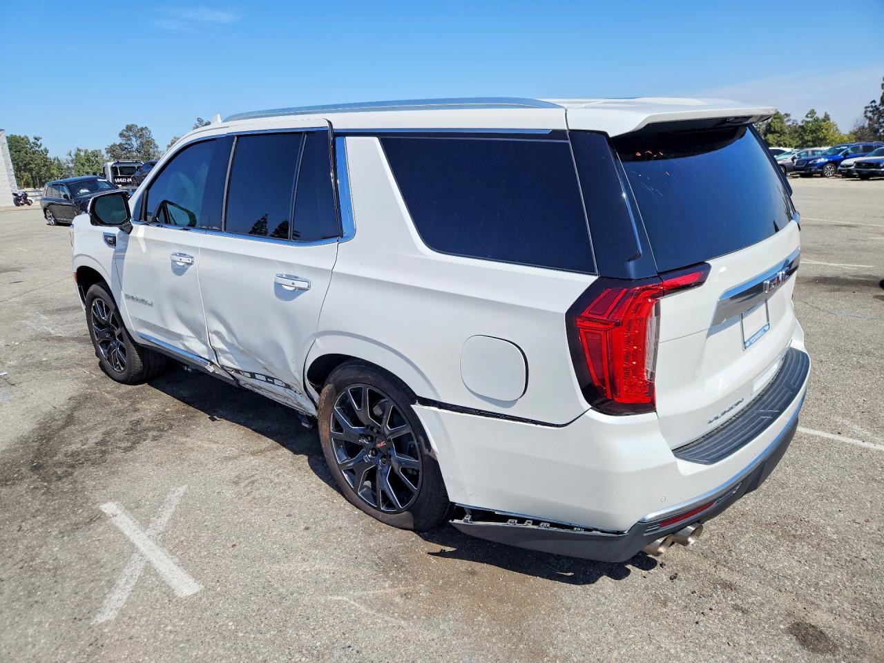 GMC Yukon Denali