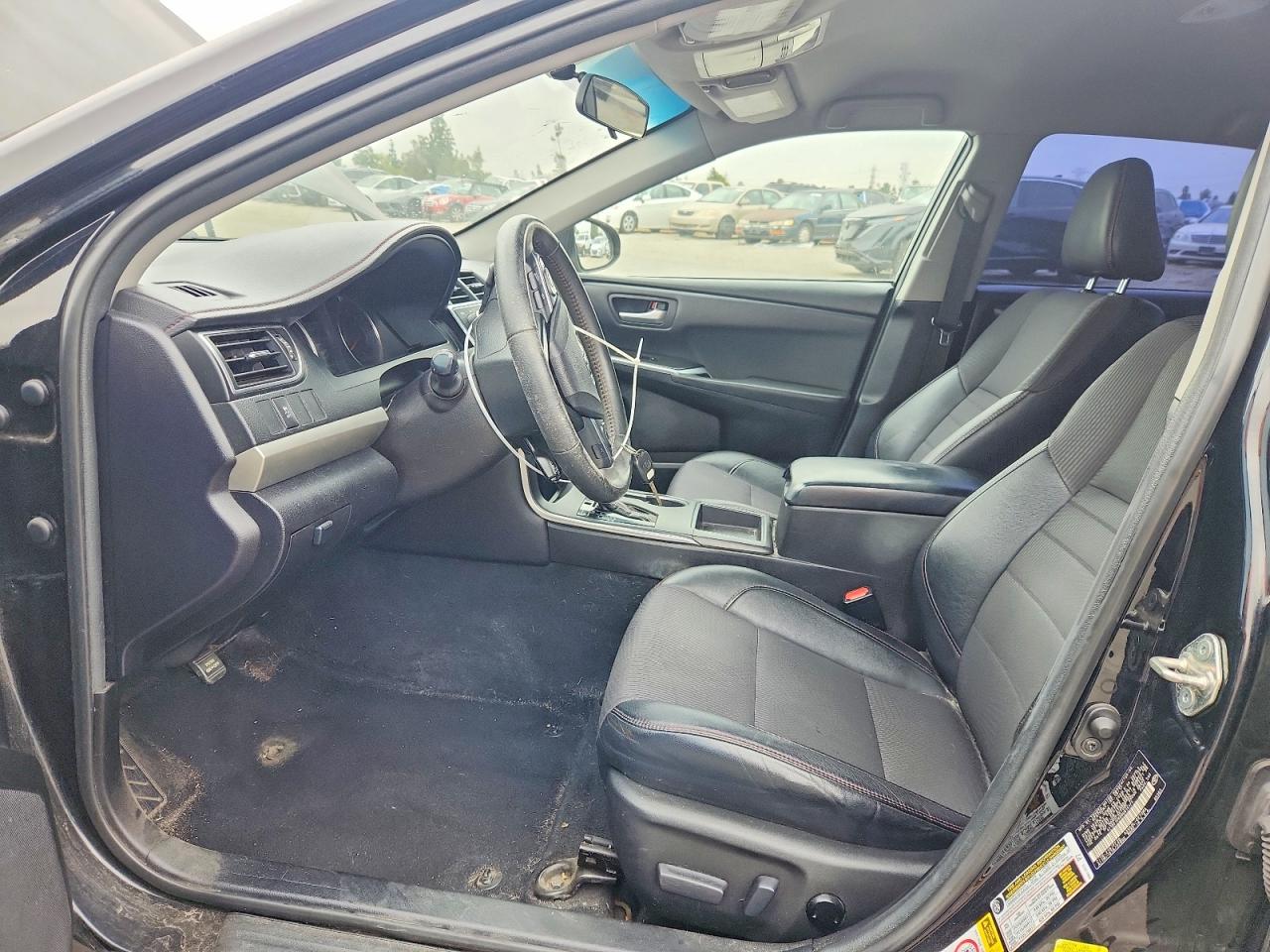 Toyota Camry Se