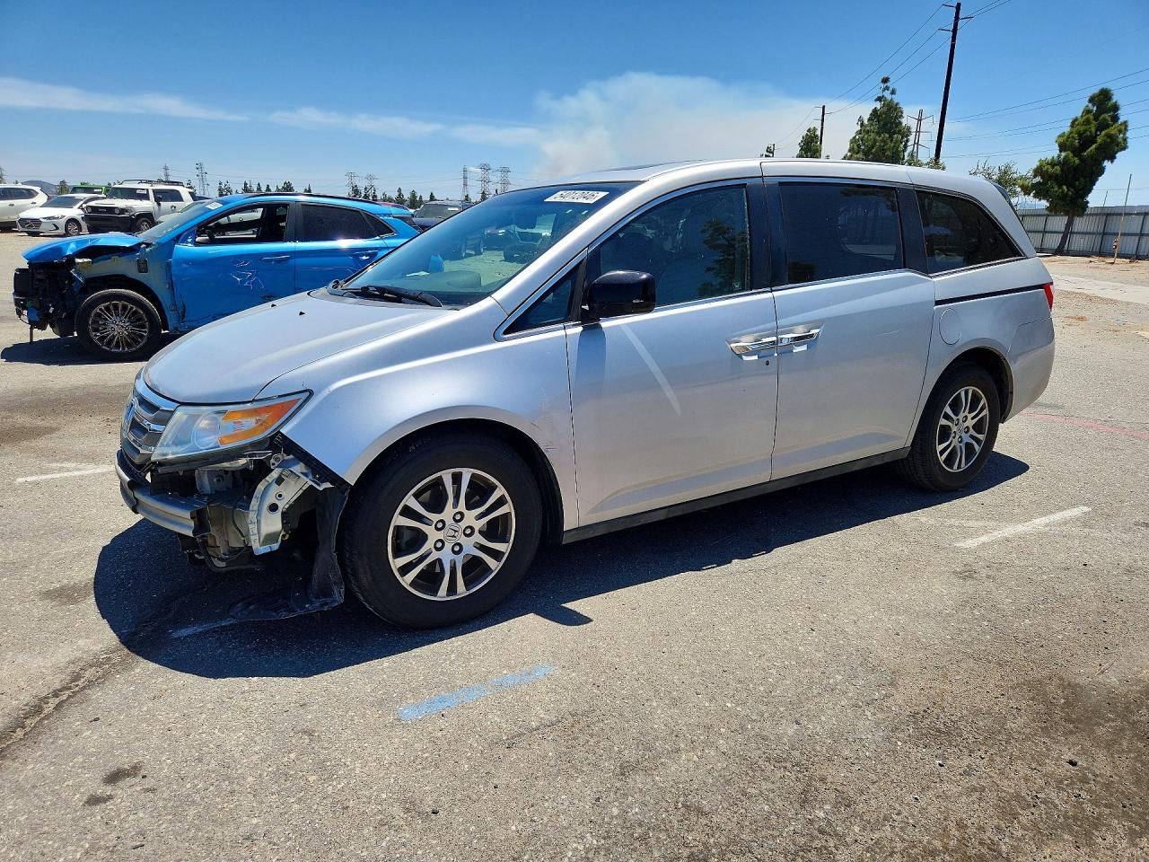 Salvage Honda Odyssey Image