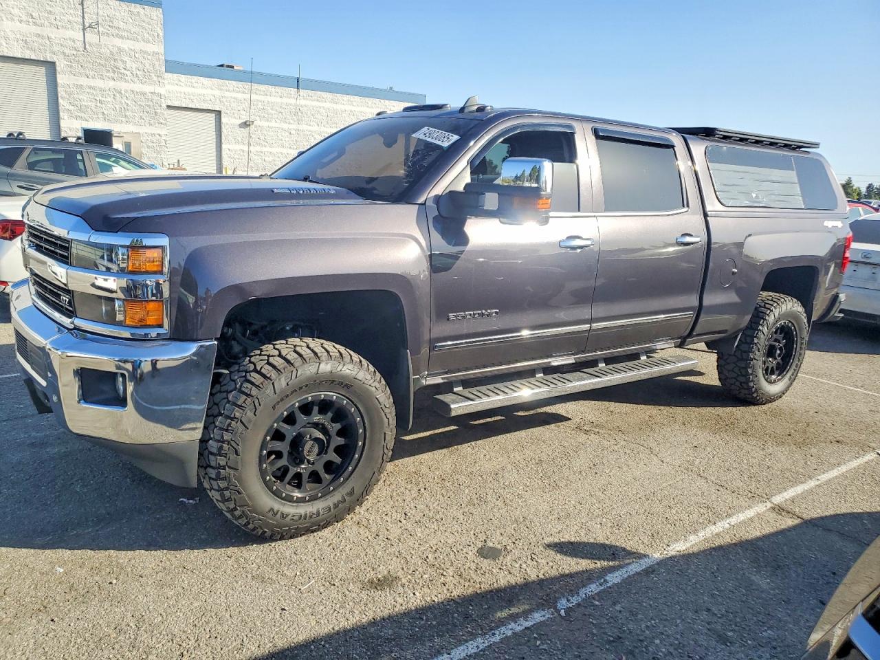 Salvage Chevrolet Silverado Image