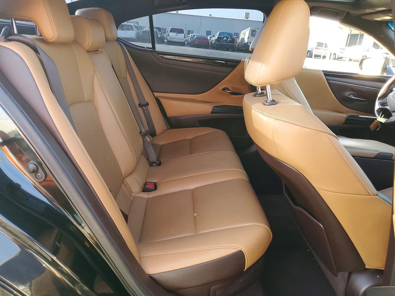 Lexus Es Base