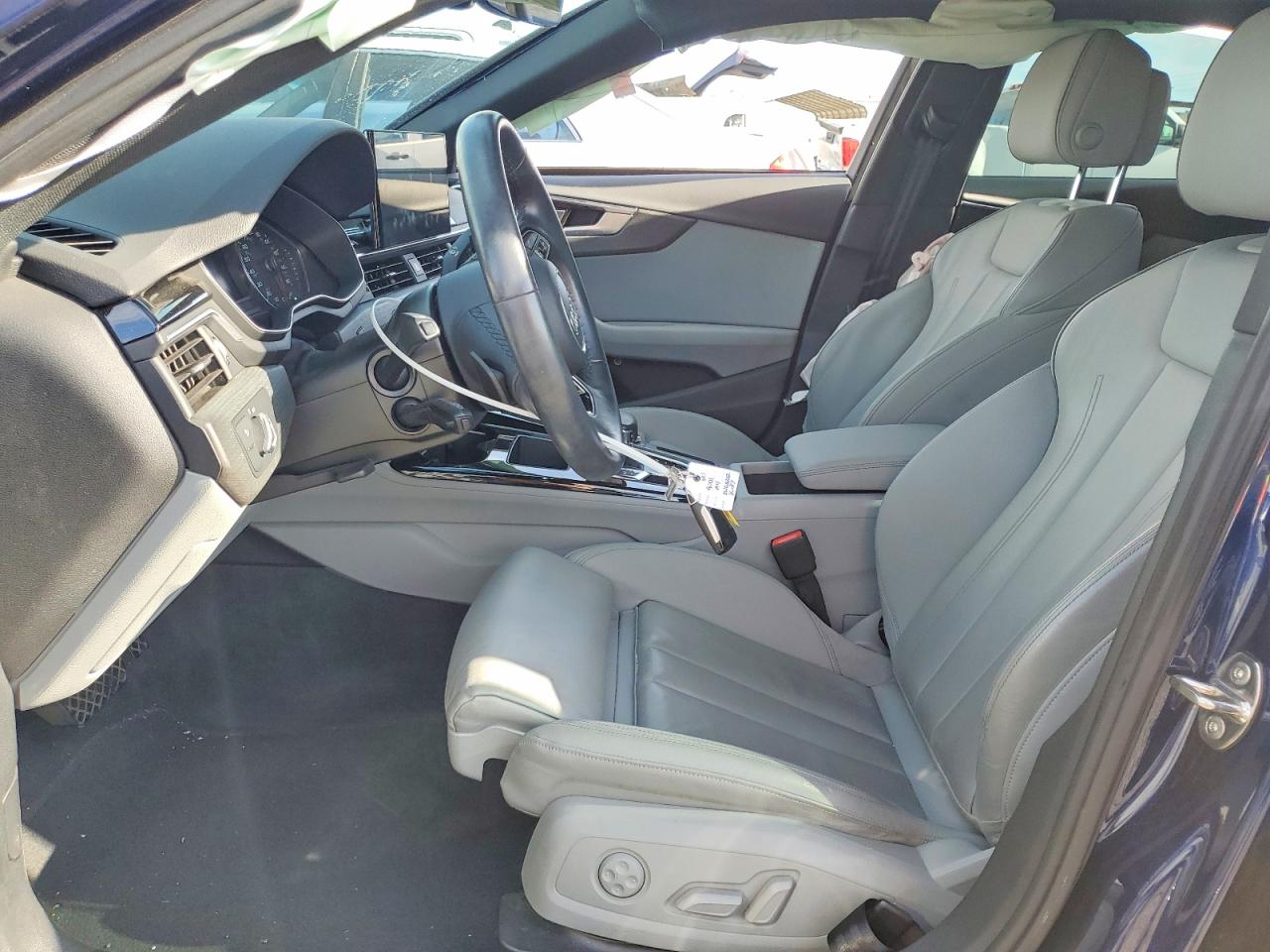 Audi A4 Premium 45