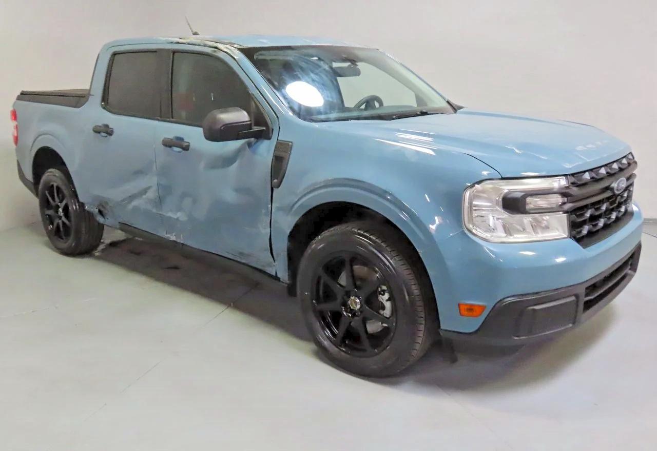 Salvage Ford Maverick Image
