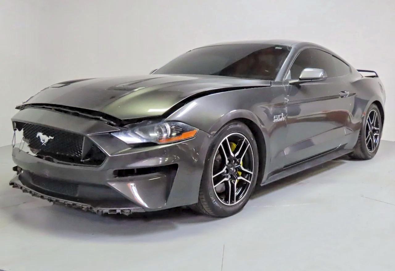 Ford Mustang Gt