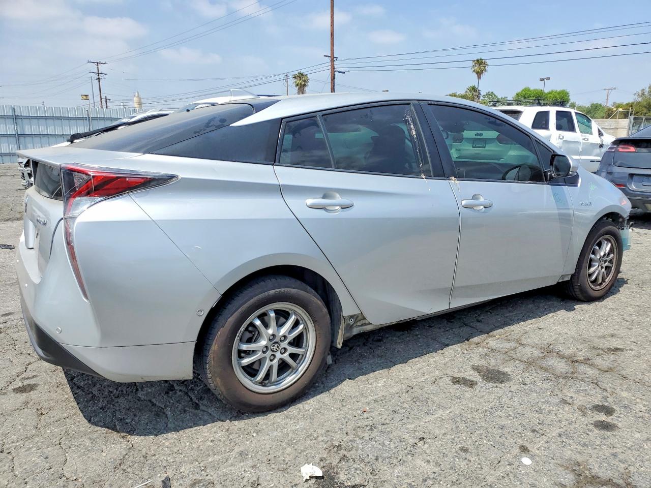 Toyota Prius Three