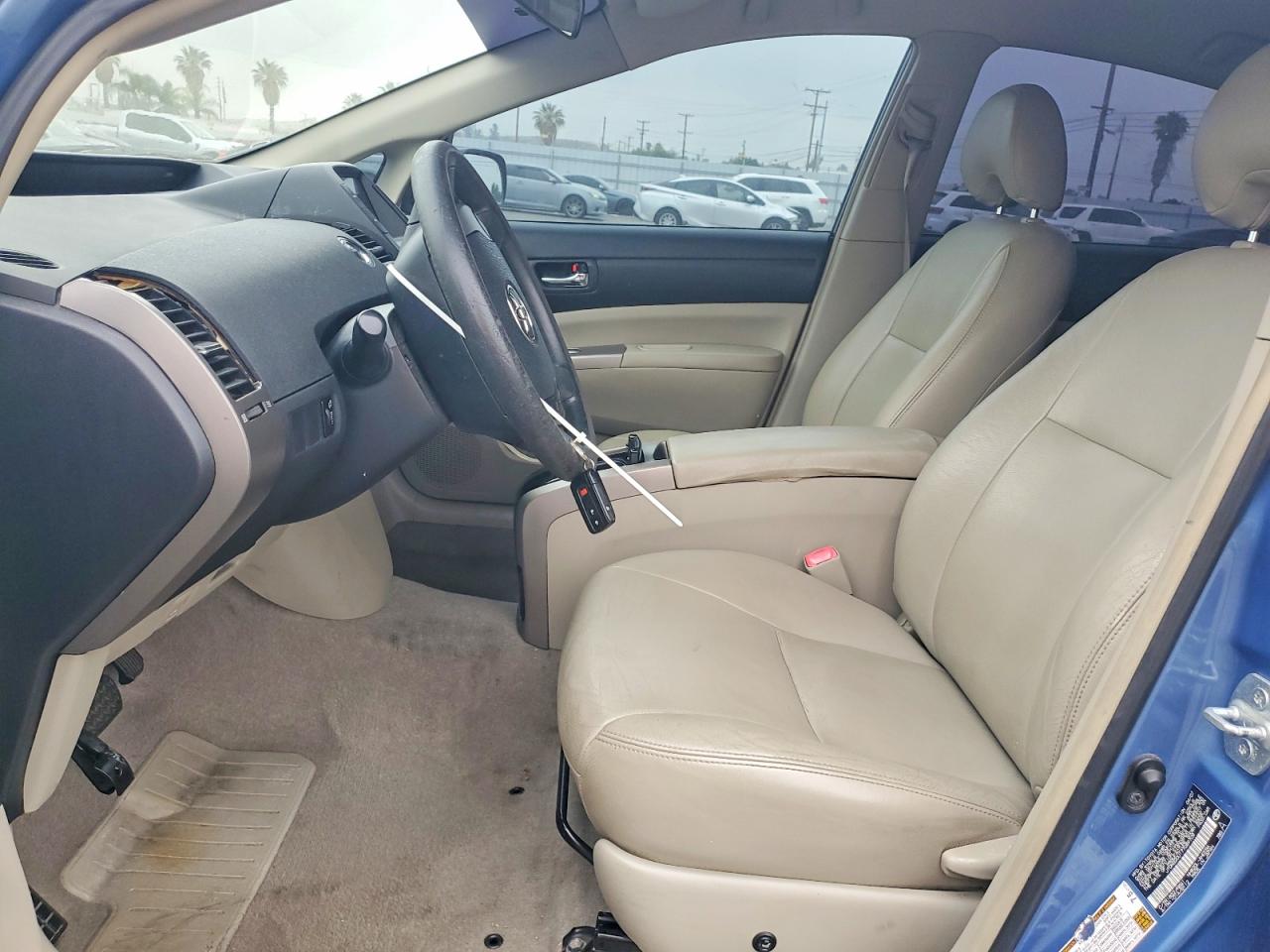 Toyota Prius Base