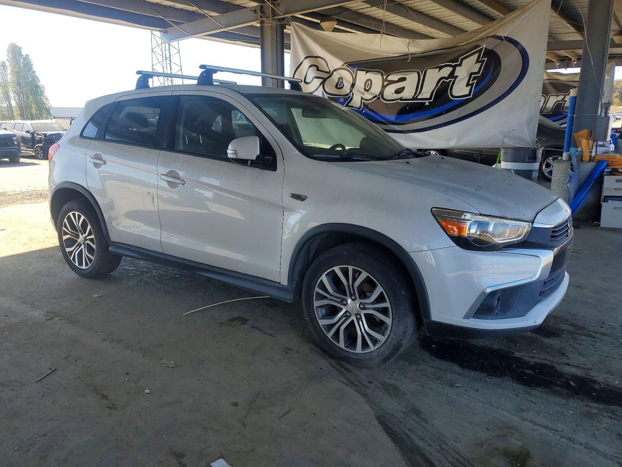 Mitsubishi Outlander Es