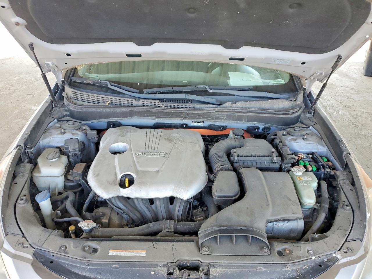 Hyundai SONATA Hybrid