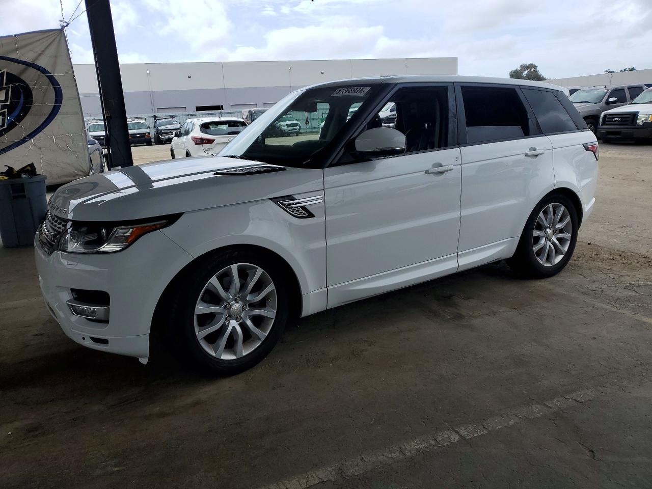 Salvage Land Rover Range Rover Image