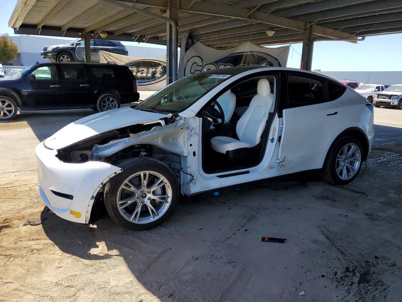 Salvage Tesla Model Y Image