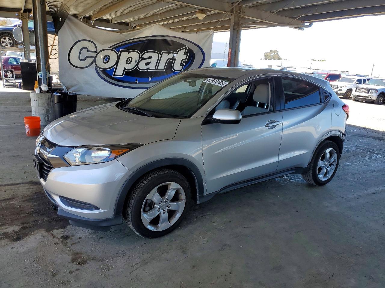 Salvage Honda HR-V Image