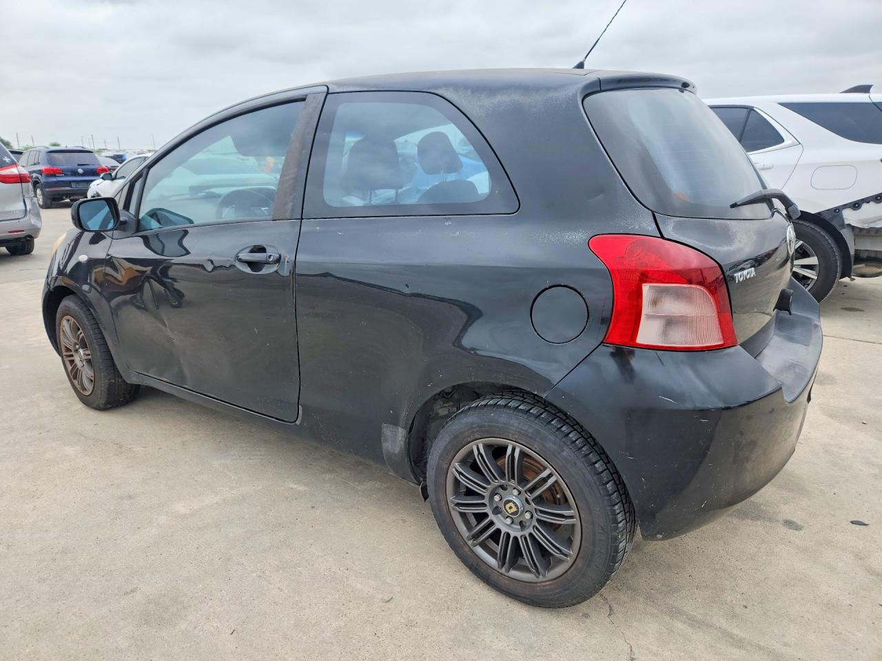 Toyota Yaris Base