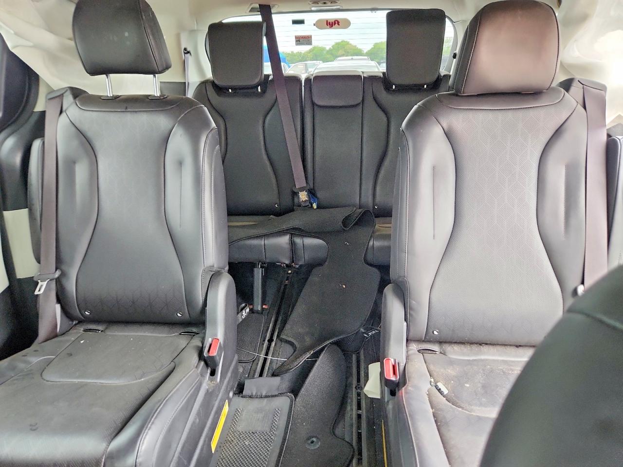 Kia Carnival Lx