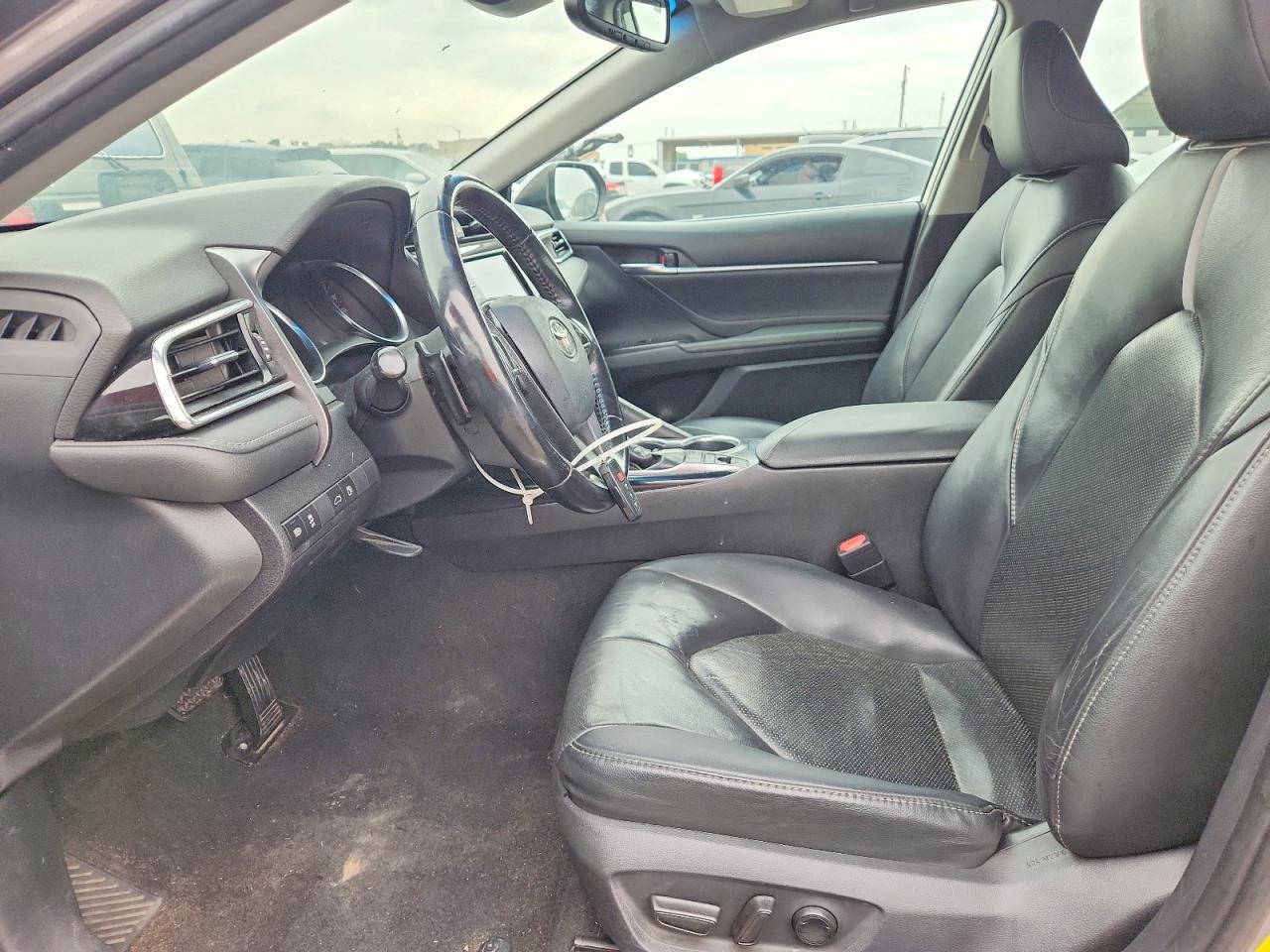 Toyota Camry Xse