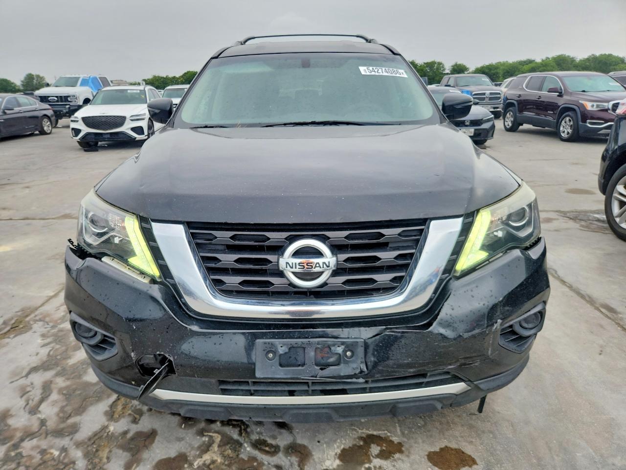 Nissan Pathfinder S