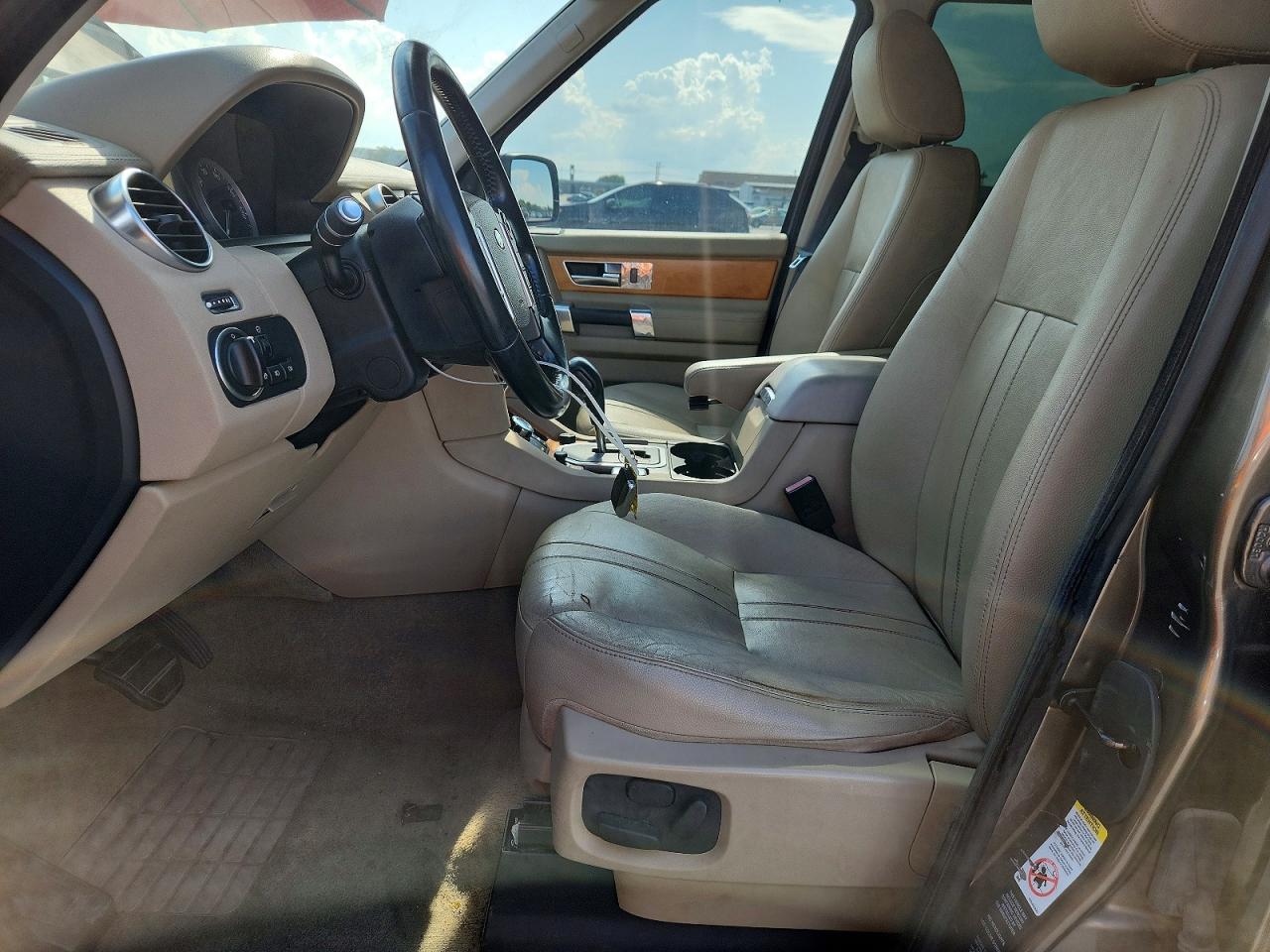 Land Rover LR4