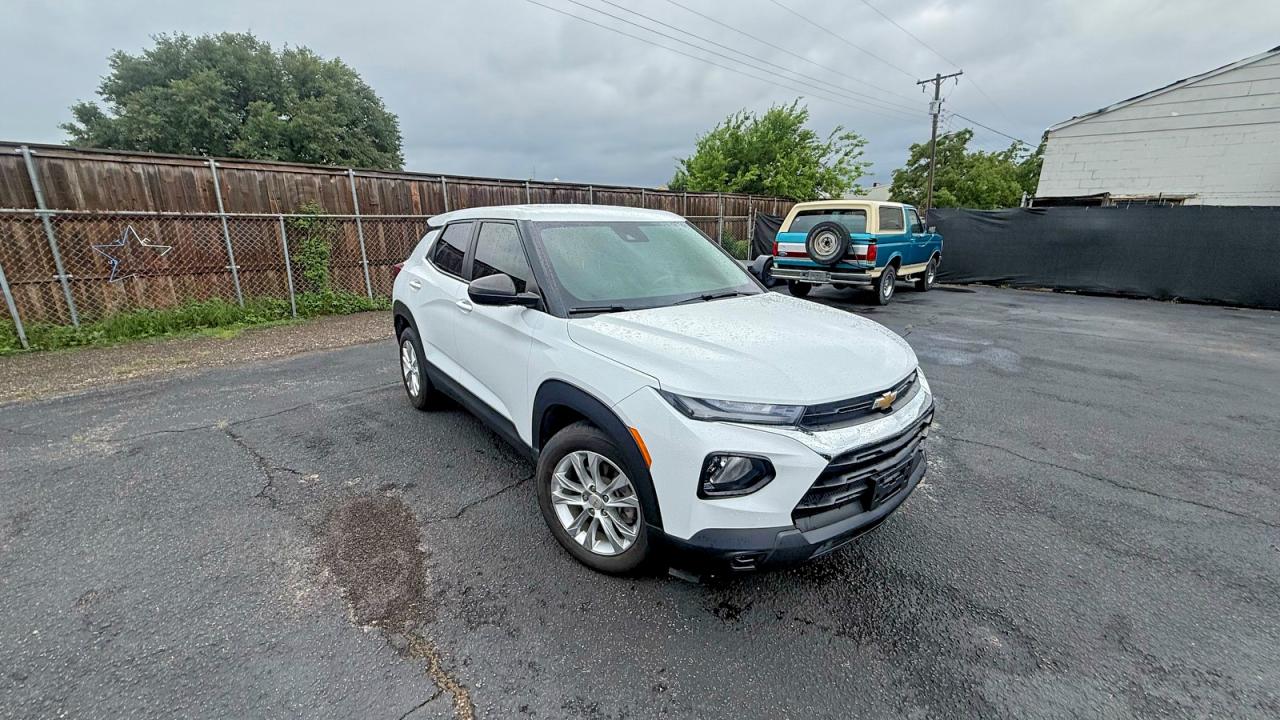 Salvage Chevrolet Trailblaze Image