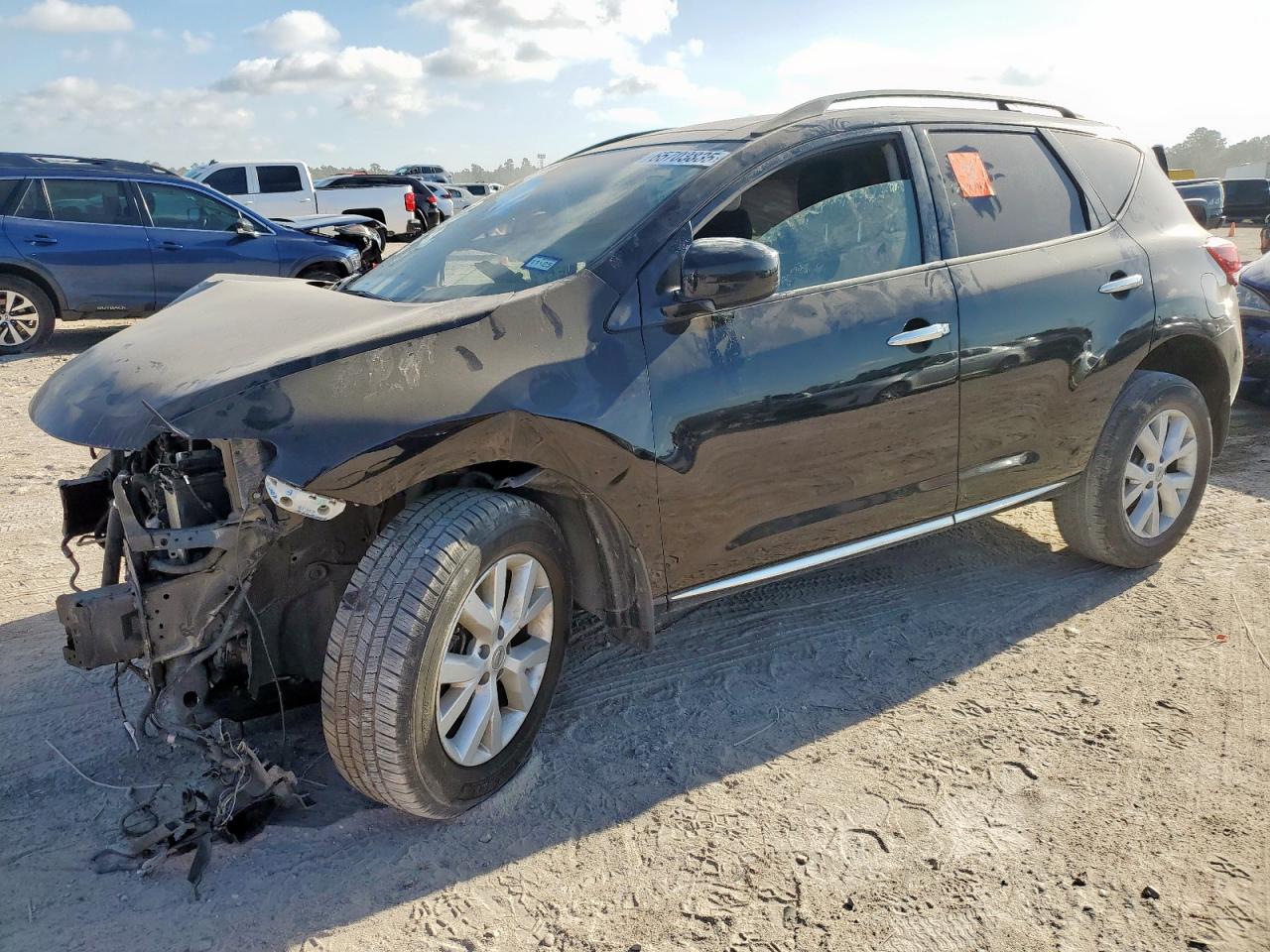Salvage Nissan Murano Image