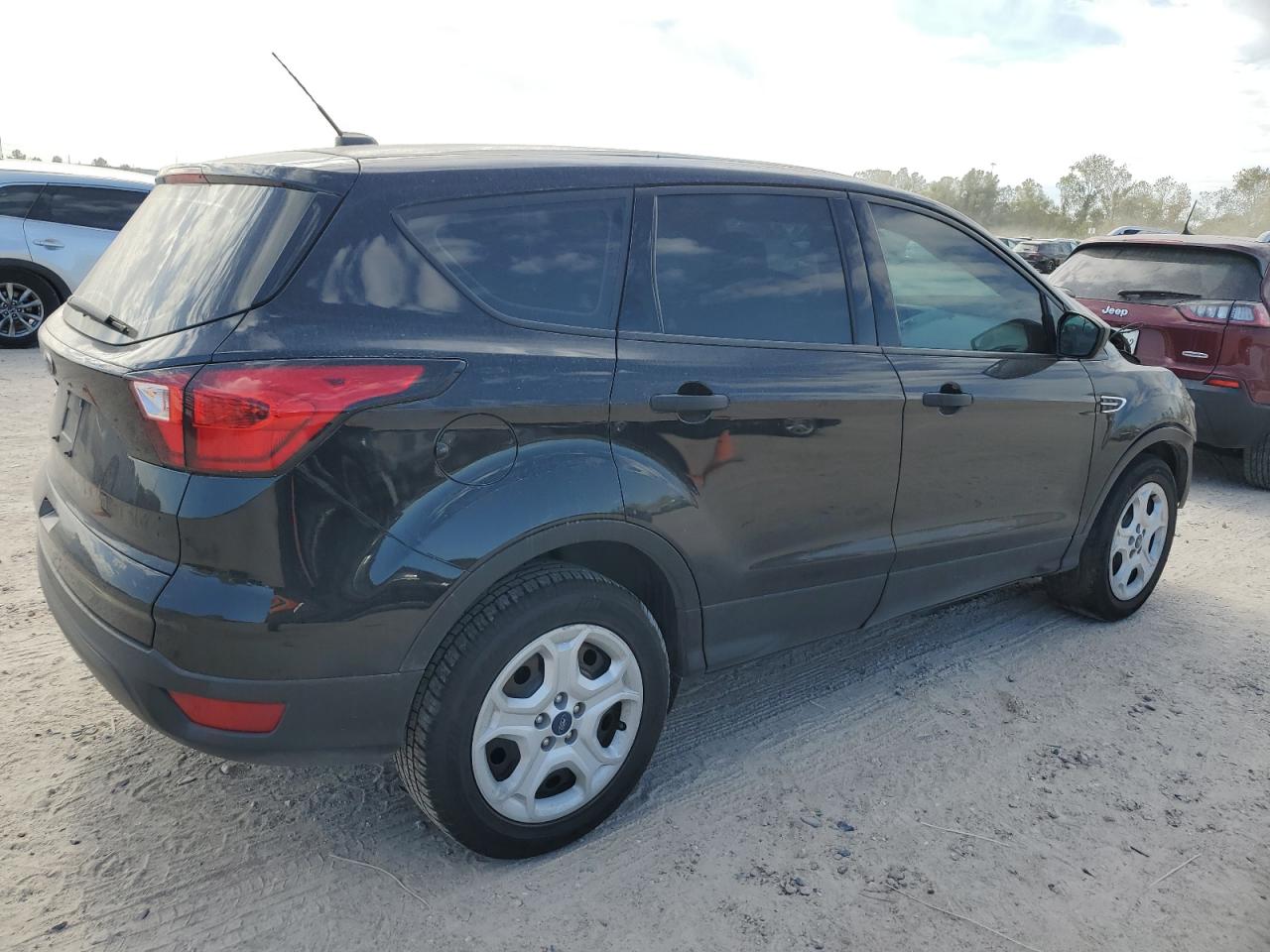 Ford Escape S