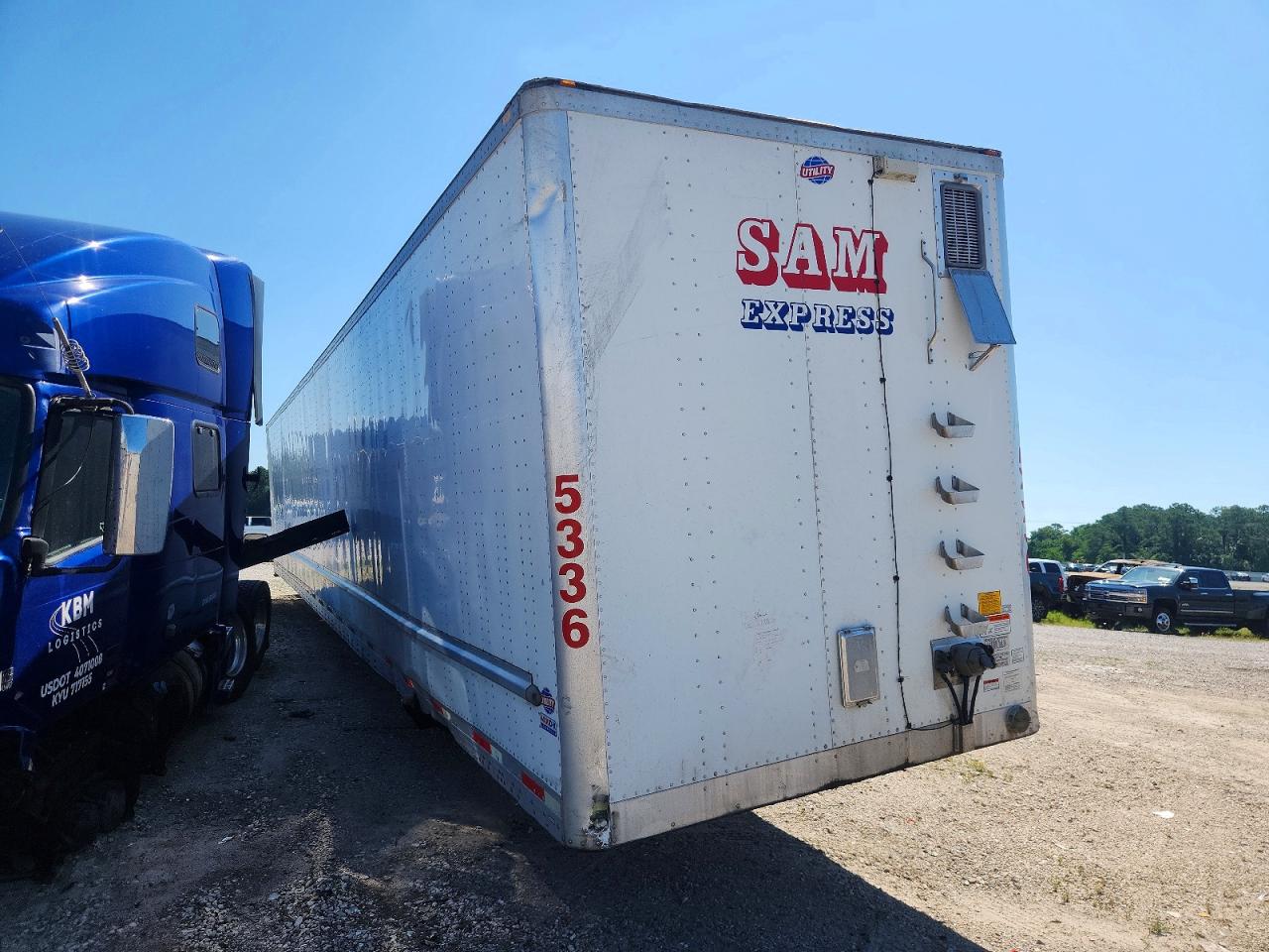Salvage Utility Trailer Mfg. Utility Bu Image