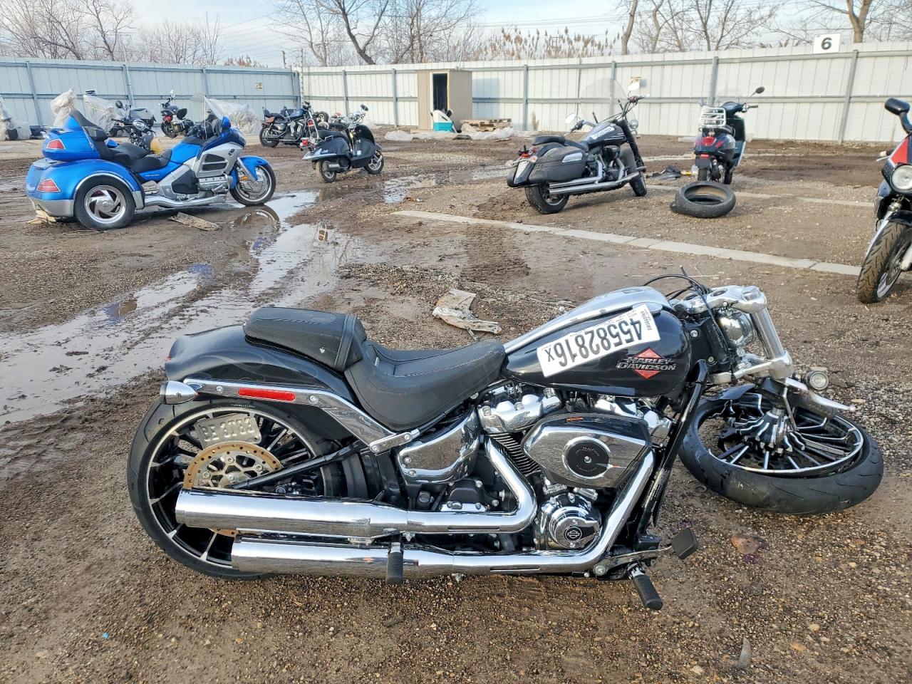 Salvage Harley-Davidson Fxbr Break Image