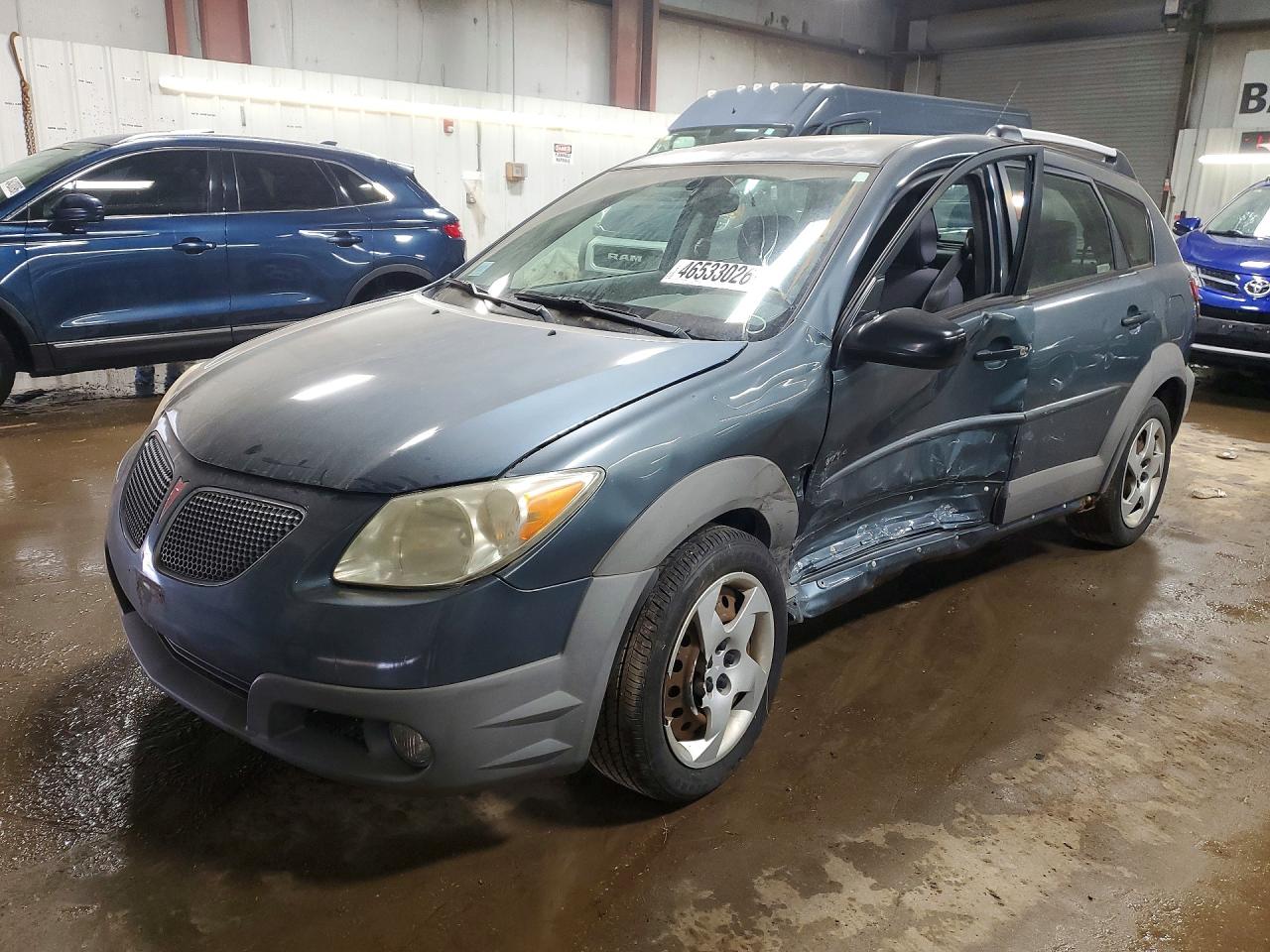 Salvage Pontiac Vibe Image
