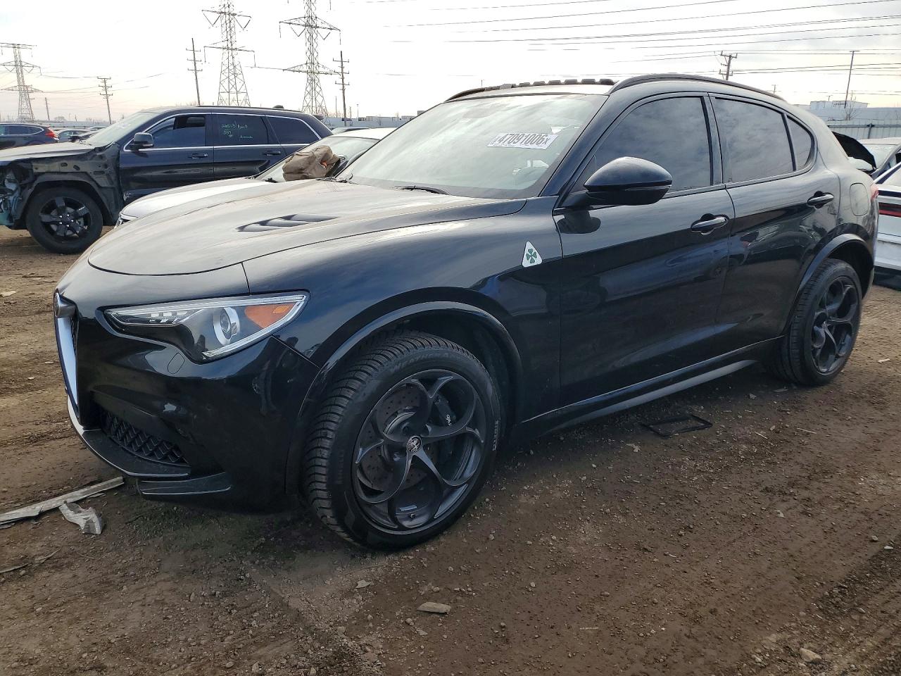 Salvage Alfa Romeo Stelvio Image