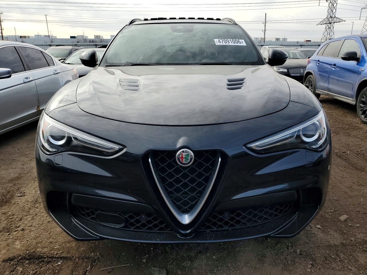 Alfa Romeo Stelvio Quadrifoglio