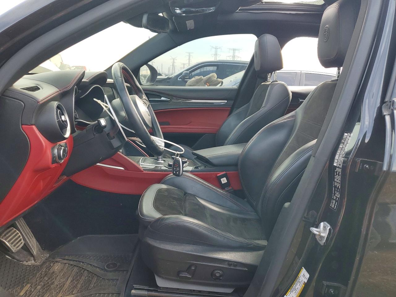 Alfa Romeo Stelvio Quadrifoglio