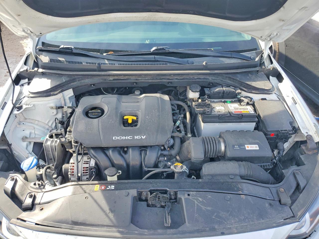 Hyundai ELANTRA Sel