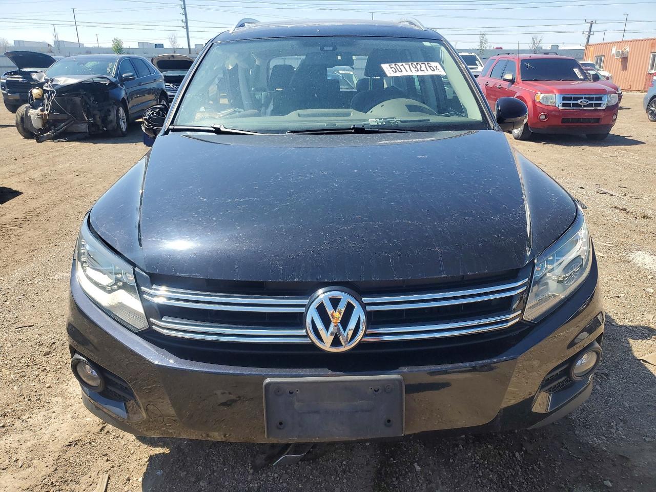 Volkswagen Tiguan S