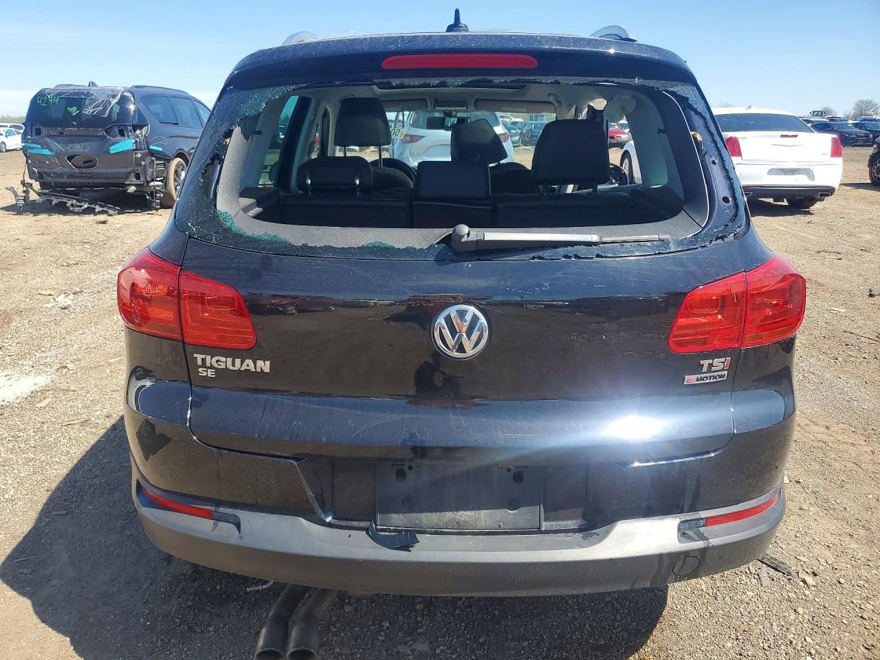Volkswagen Tiguan S