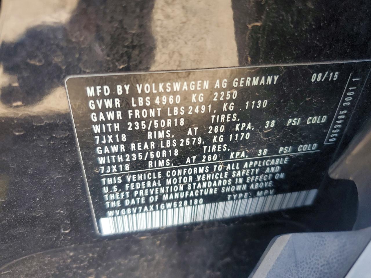 Volkswagen Tiguan S