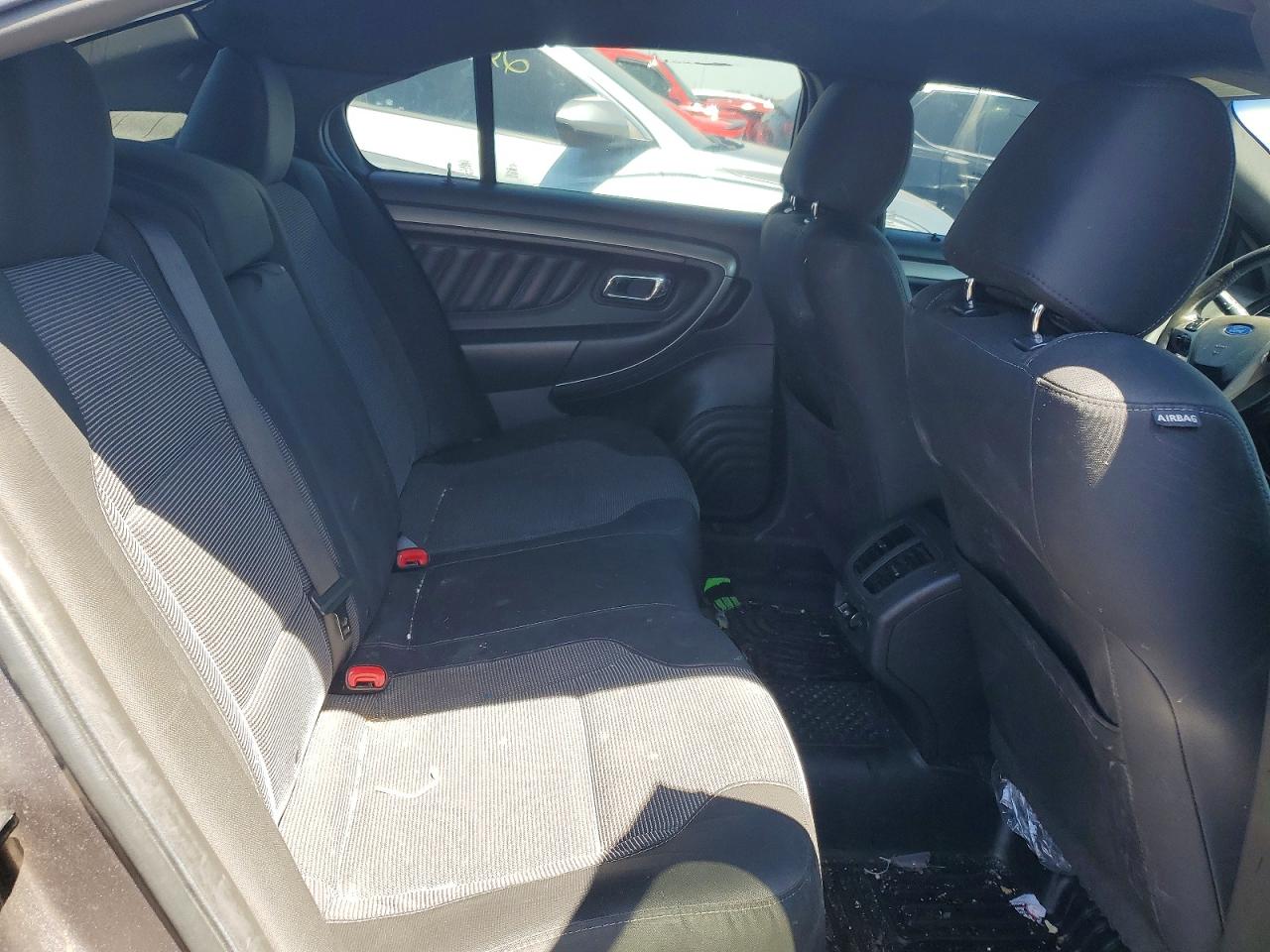Ford Taurus Sel