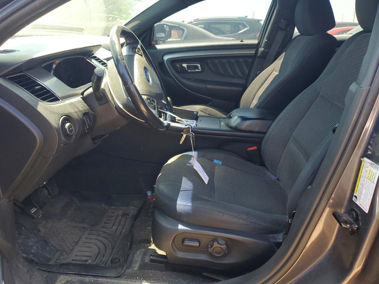 Ford Taurus Sel