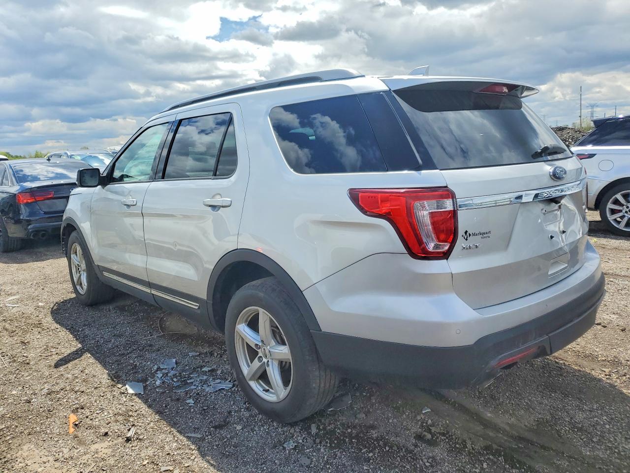 Ford Explorer Xlt