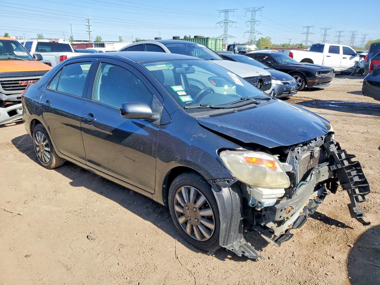 Toyota Yaris Base