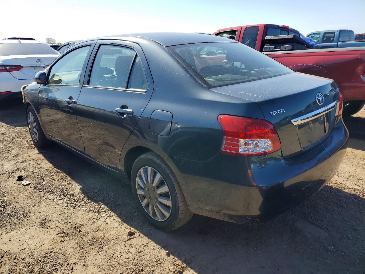 Toyota Yaris Base