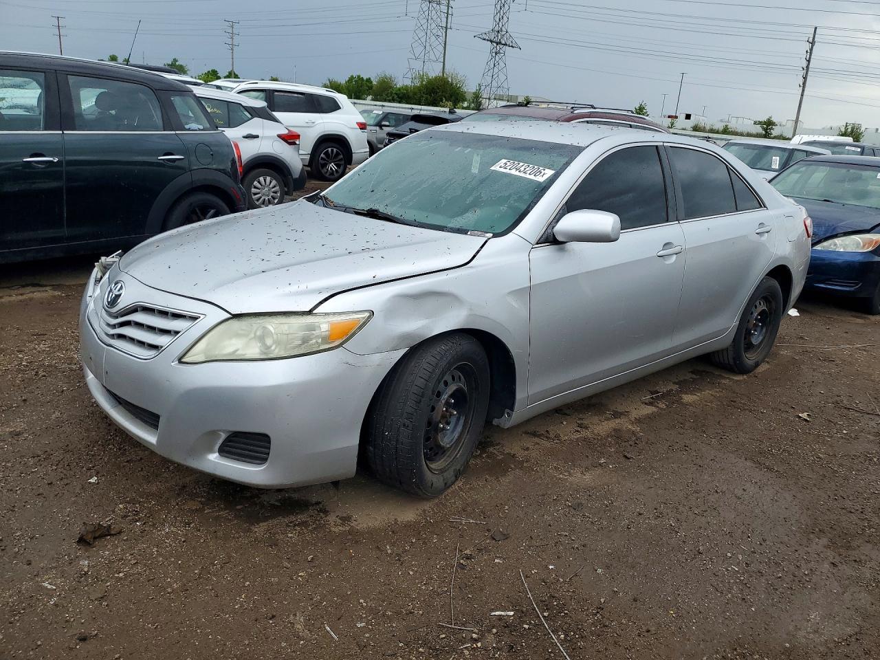 Salvage Toyota Camry Image