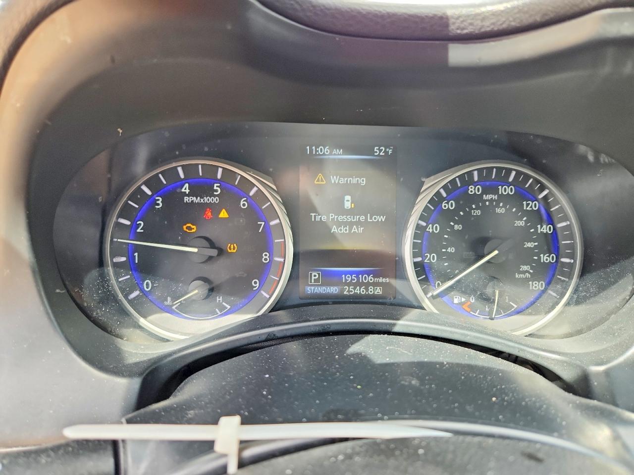 INFINITI Q50 Sport