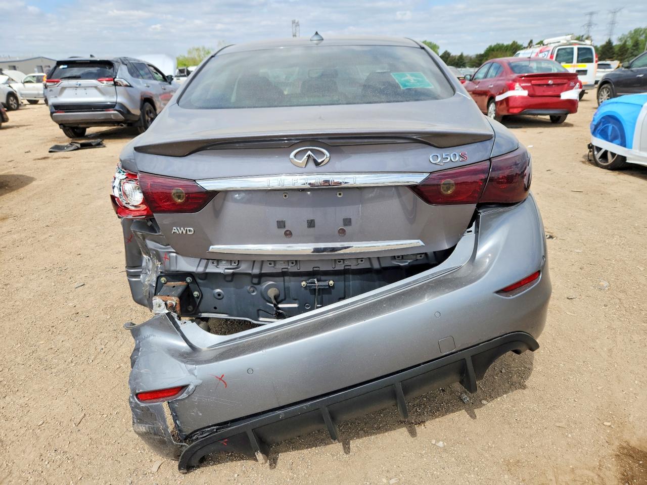 INFINITI Q50 Sport