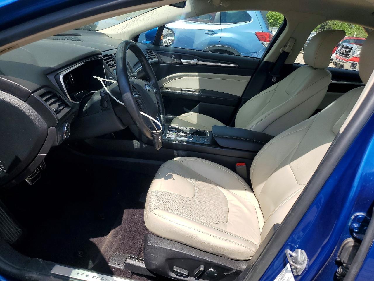 Ford Fusion Titanium Phev