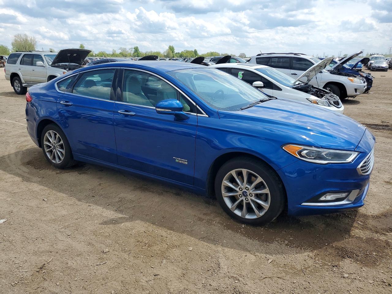 Ford Fusion Titanium Phev