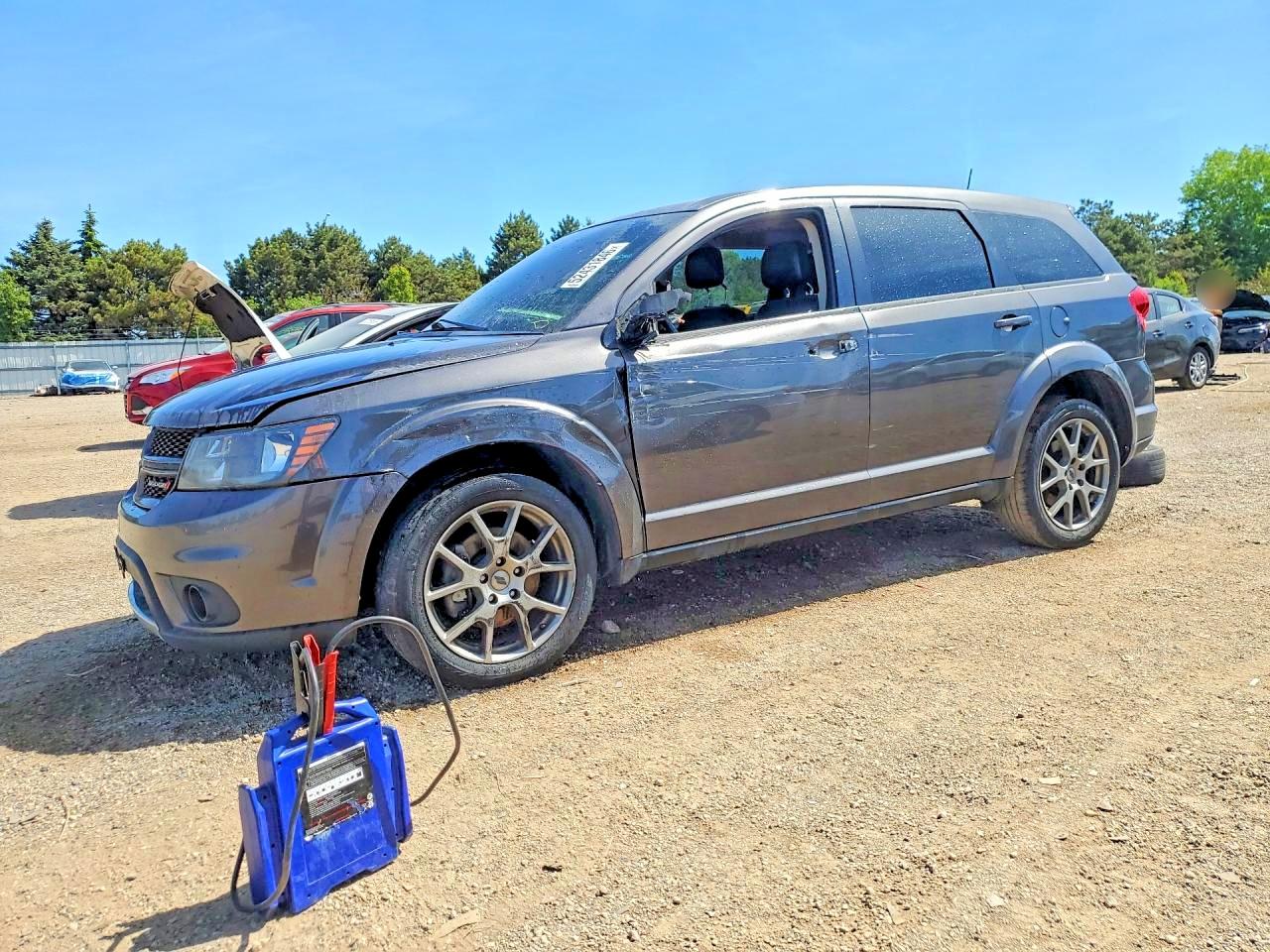 Salvage Dodge Journey Image