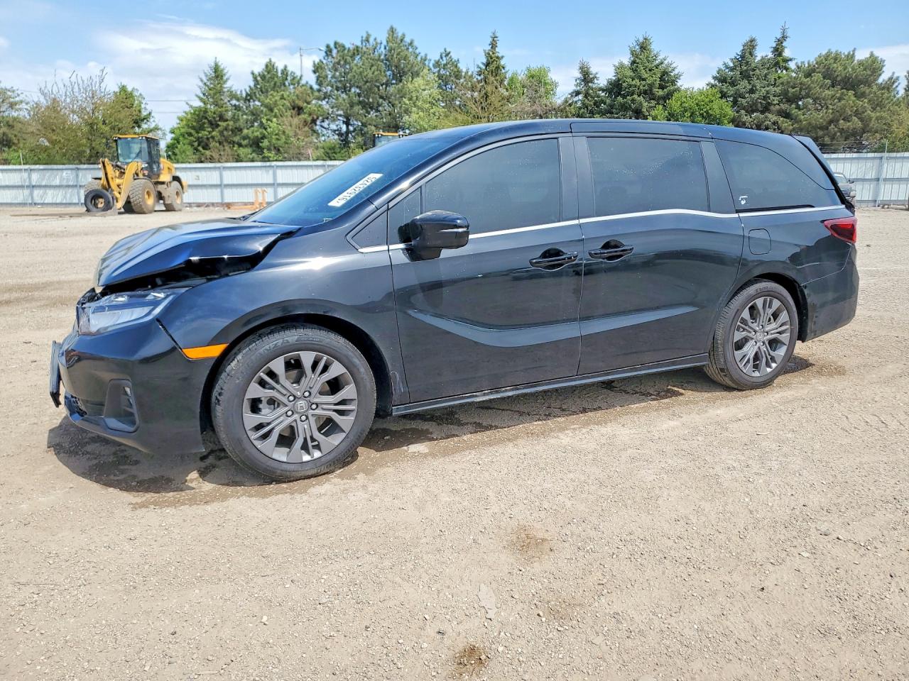 Salvage Honda Odyssey Image