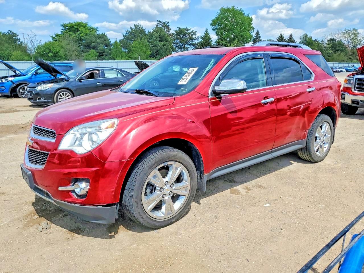 Salvage Chevrolet Equinox Image