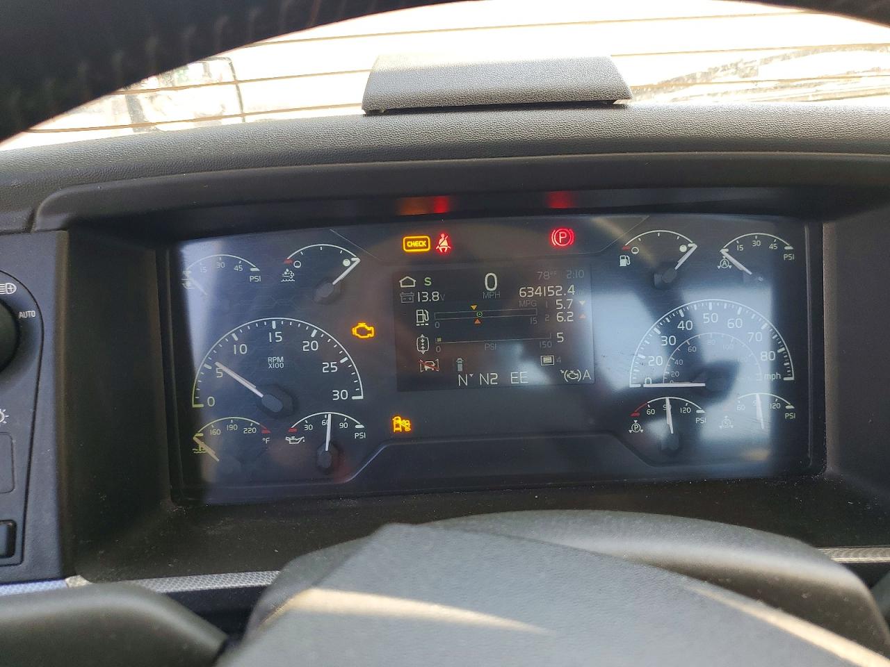 Volvo 740