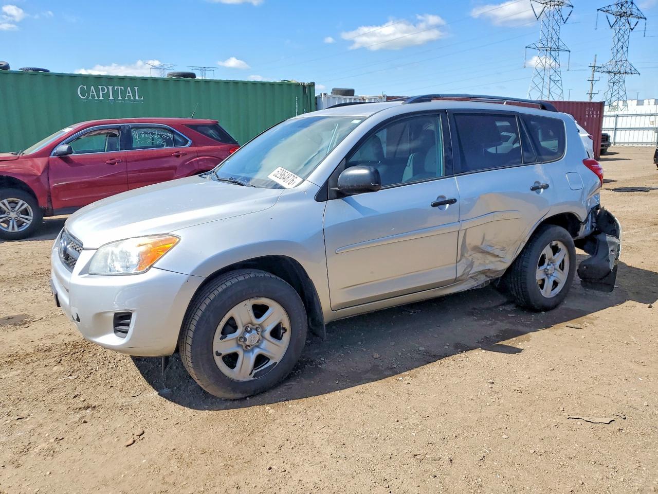 Salvage Toyota RAV4 Image