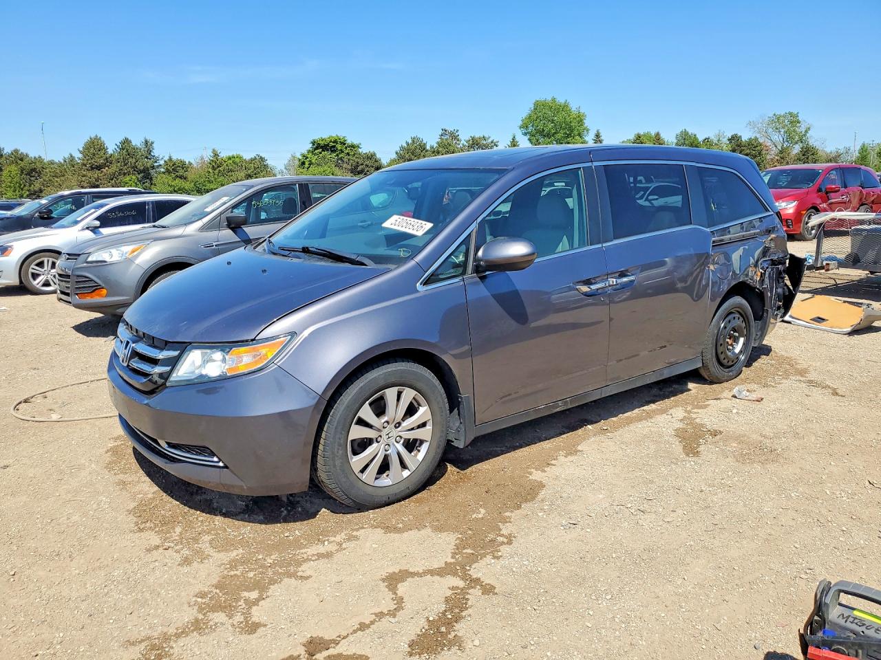 Salvage Honda Odyssey Image
