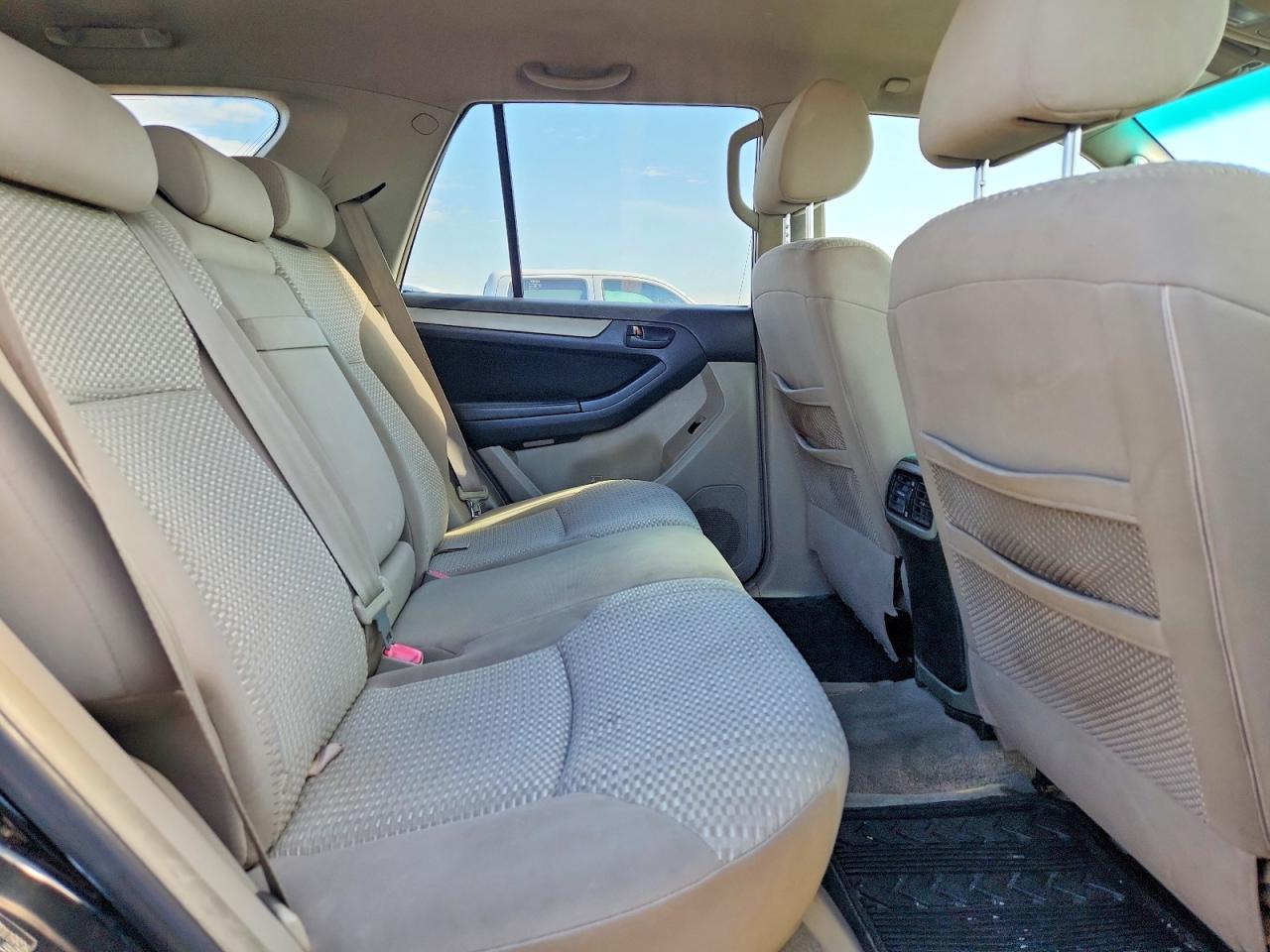 Toyota 4Runner Sr5